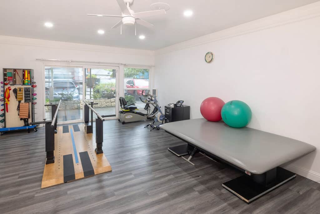 hayward gardens post acute therapy gym
